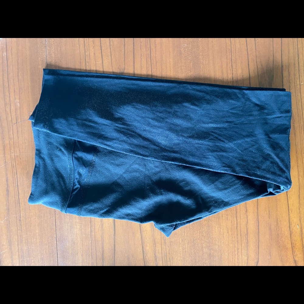 Black Beyond Yoga leggings